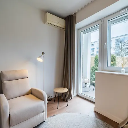 Grunwald Raszynska By Bookinghost Apartamento *