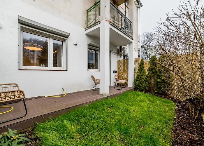 Apartment Grunwald Raszynska By Bookinghost