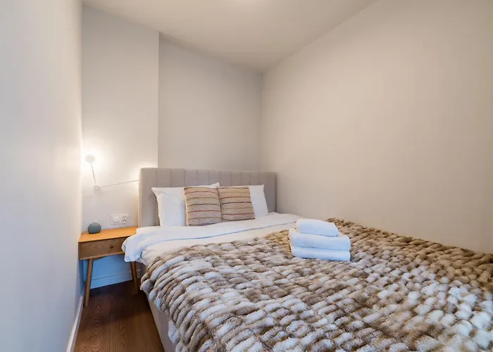 Grunwald Raszynska By Bookinghost * Posen